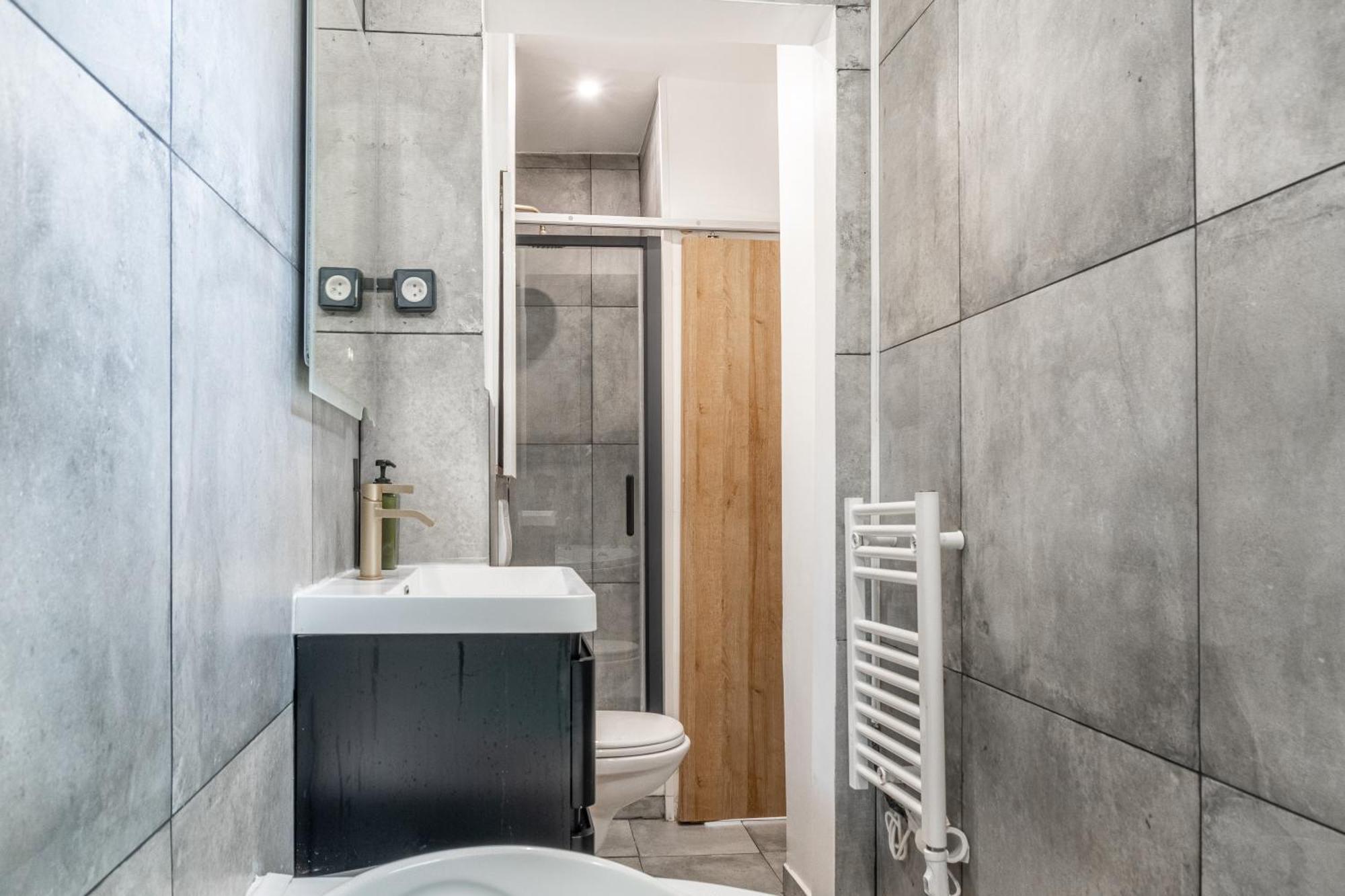 Lavie Maison Eiffel Ac Hot Tub Paris Exteriör bild